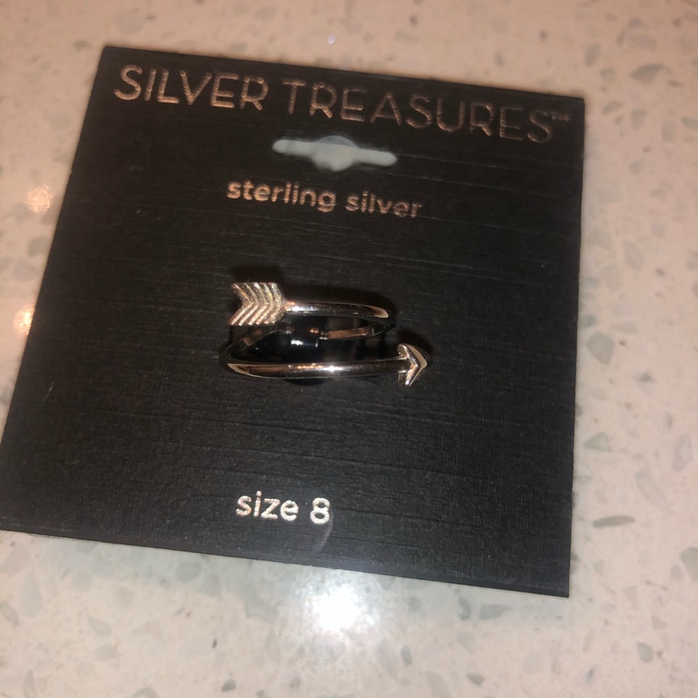 Arrowhead ring